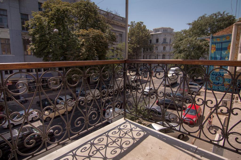 Consul Hotel Консул Odessza Szoba fotó