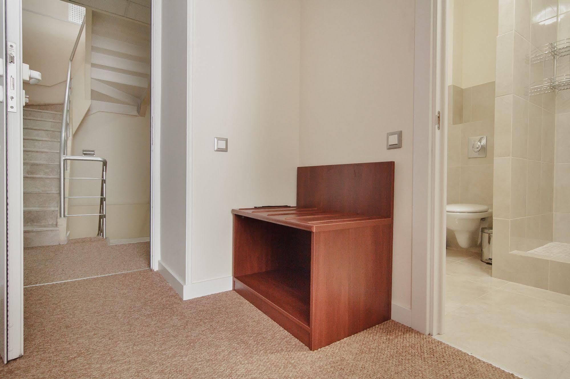 Consul Hotel Консул Odessza Kültér fotó